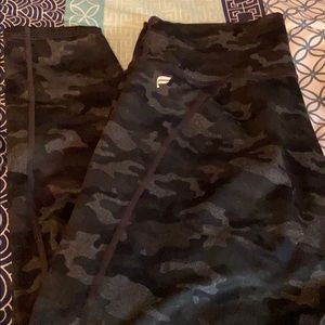 High waisted leggings